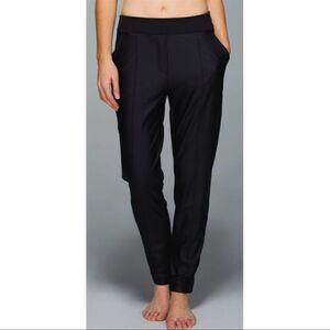 Lululemon Black Shine Front Trousers Pants With Pockets Size 10
